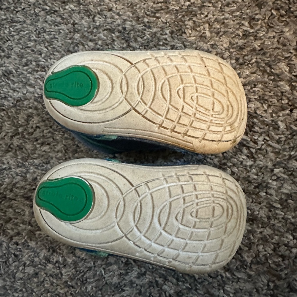 Stride Rite Hight Tops - Picture 4 of 4